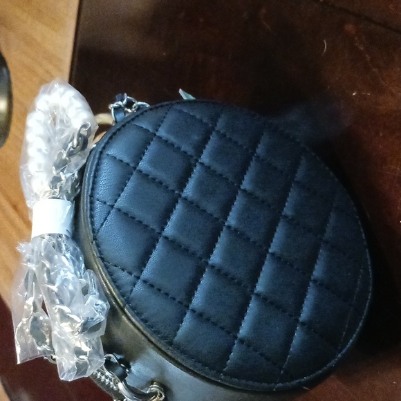 Bnwt Badgley Mischka bag - Picture 3 of 3